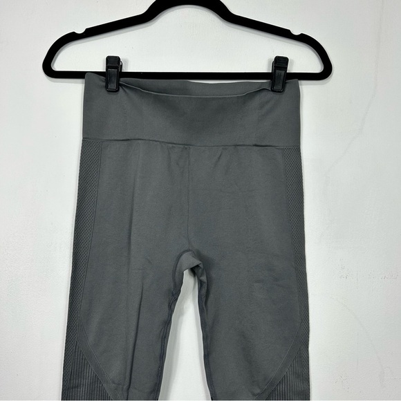 ZYIA black and grey high waisted leggings U8 - Picture 2 of 6